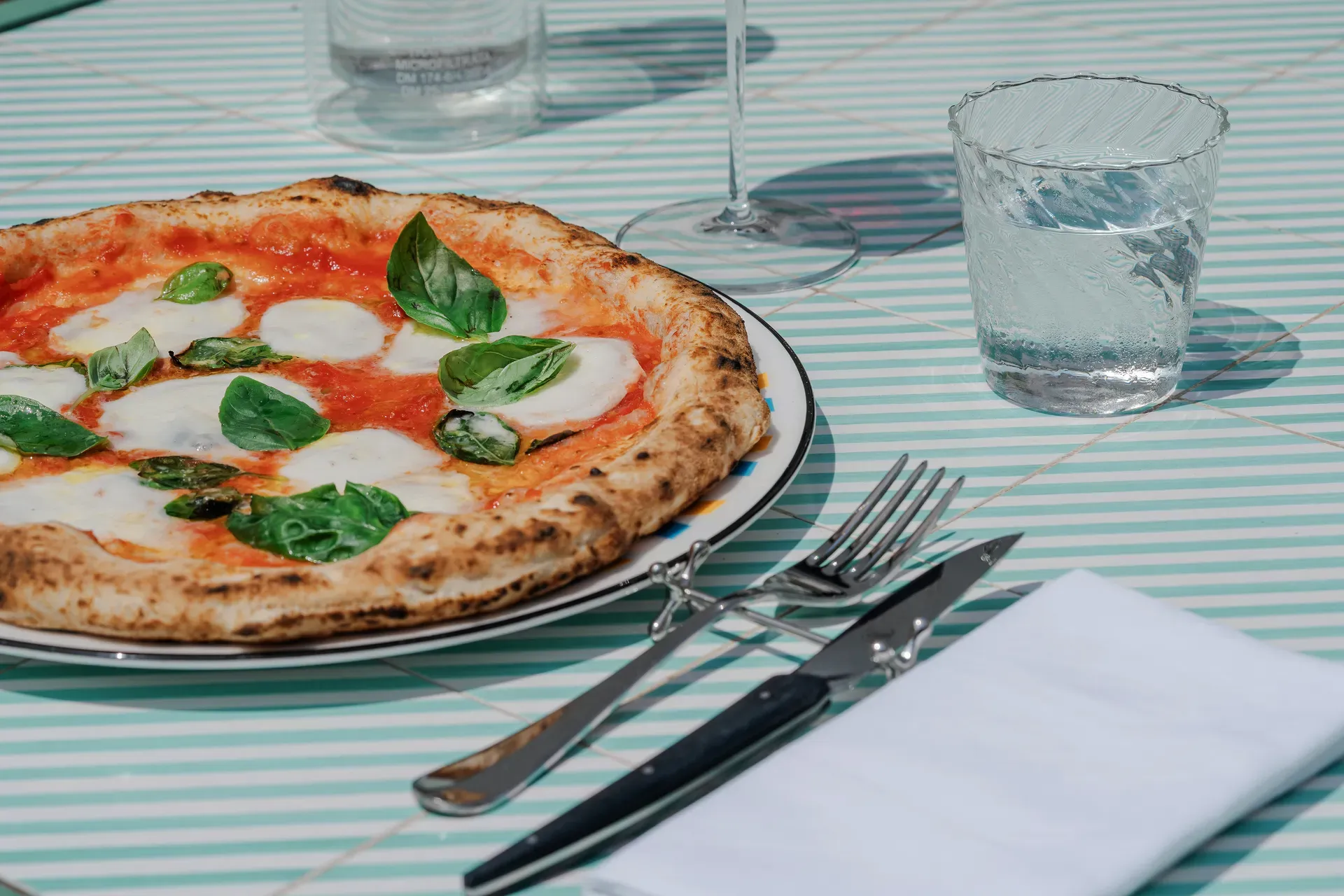 vico pizza and wine roma hotel la residenza capri (10)